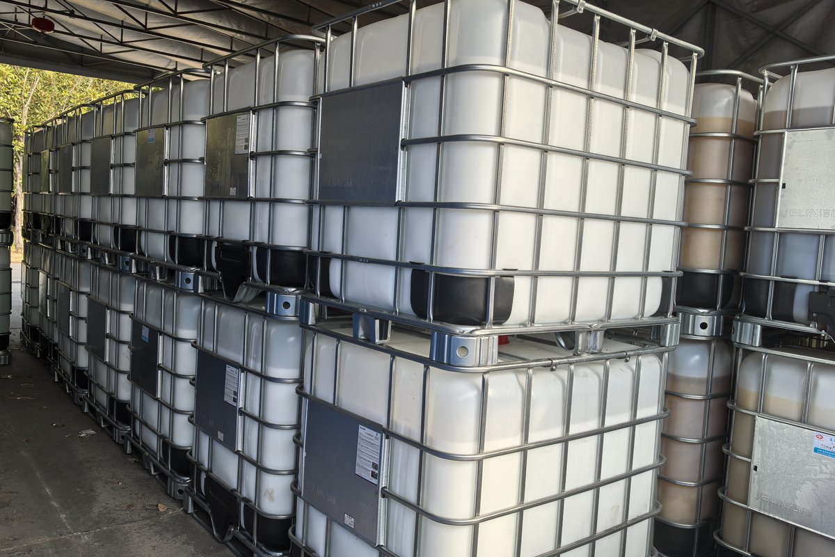 IBC drum used for polyether bulk supply